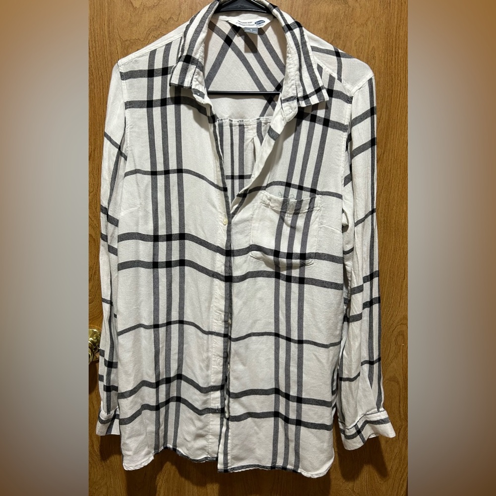 Old Navy Flannel Shirt Size Large